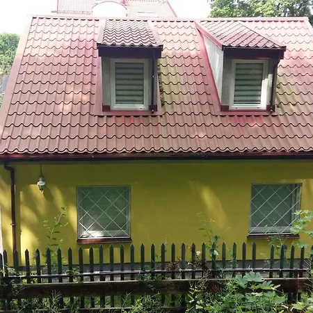 Pokoje Wczasowe Zwyciestwa 홈스테이 *