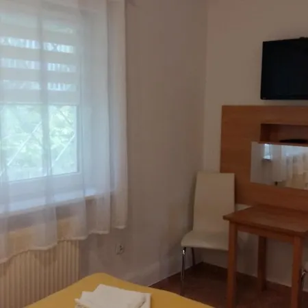 Pokoje Wczasowe Zwyciestwa *